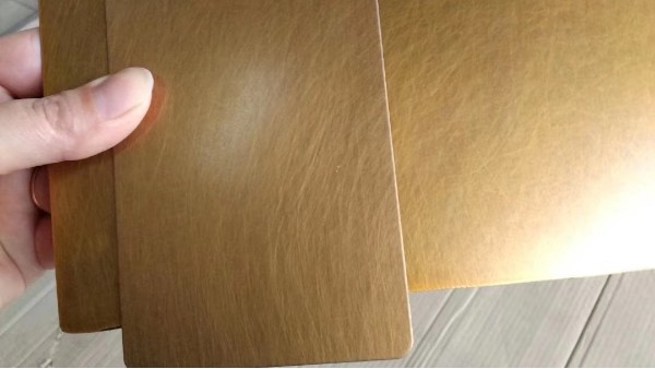 不銹鋼裝飾板加上無(wú)指紋工藝更上一層樓！